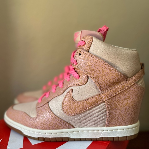 Nike Dunk High Pink Uptown Sneakers - Picture 5 of 10